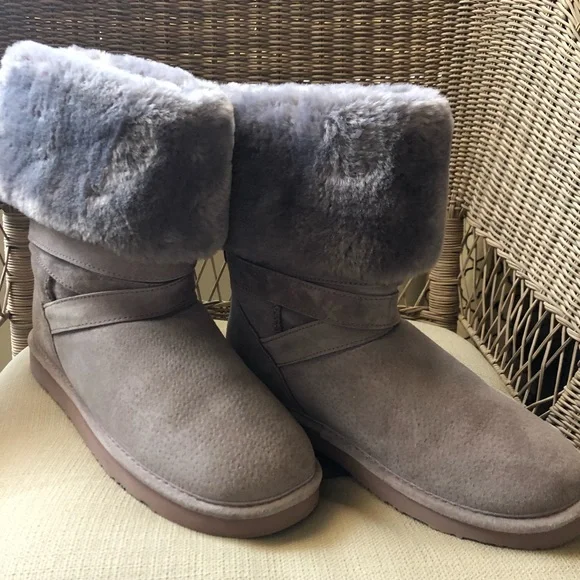 LAMO Suede BOOTS - Picture 3 of 5